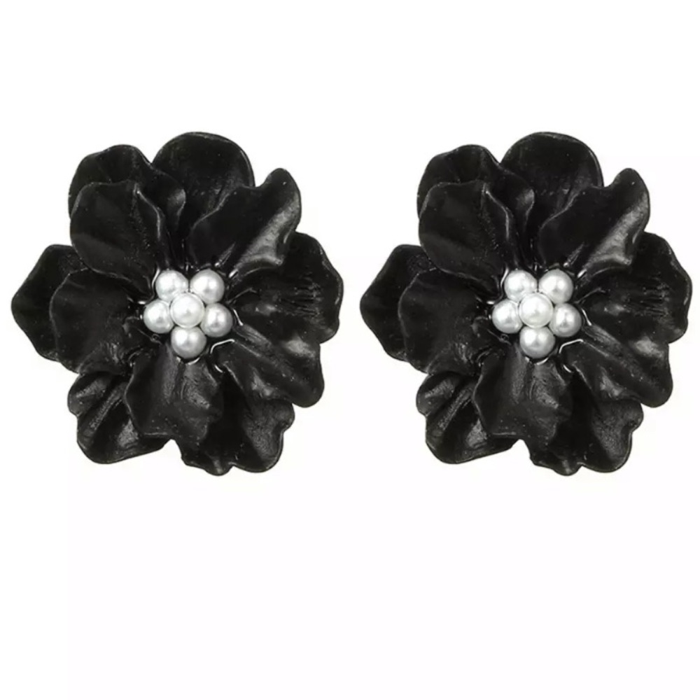 Beautiful Camellia Earrings - White, Pink or Black - Picture 4 of 8